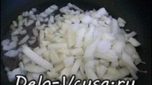 луковый белый хлеб в хлебопечке