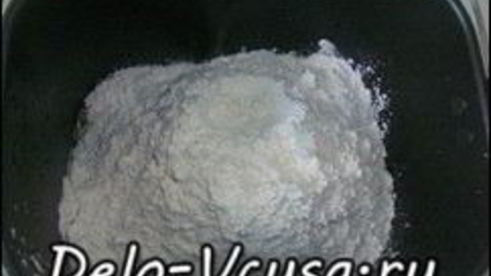 луковый белый хлеб в хлебопечке