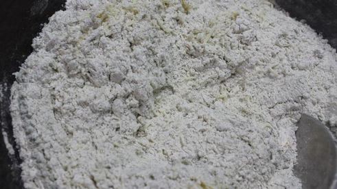 пшенично-ржаной хлеб с картофелем и сыром