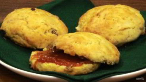 сконы с апельсиновой цедрой и изюмом