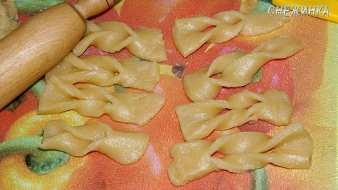 хворост слоистый, постный