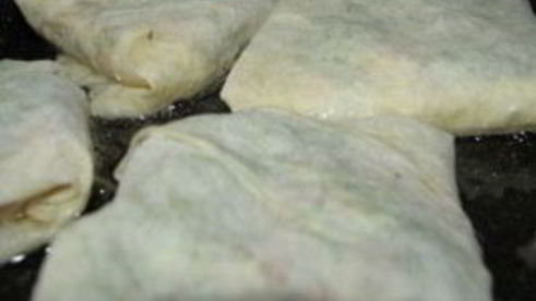 лаваш с брынзой