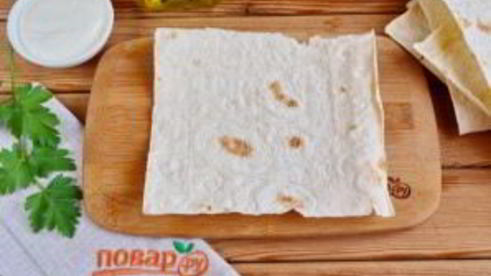 лаваш с яйцом и шпинатом