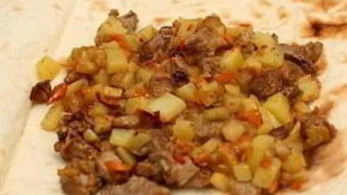 мясо в армянском лаваше