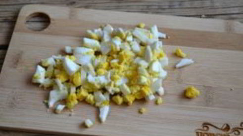 рулетики из лаваша с корейской морковкой