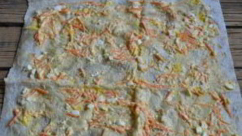 рулетики из лаваша с корейской морковкой