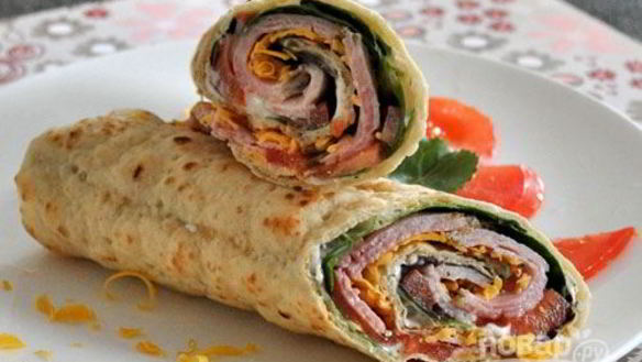 Рецепт Рулетиков из лаваша с ветчиной