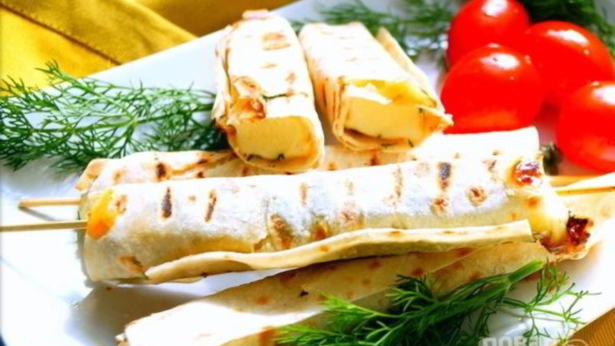 Рецепт сулугуней в лаваше