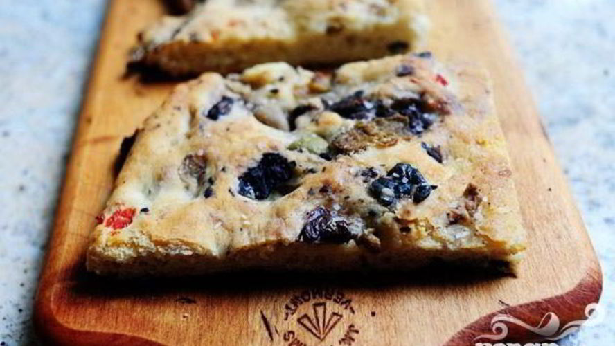 Рецепт фокаччи с маслинами