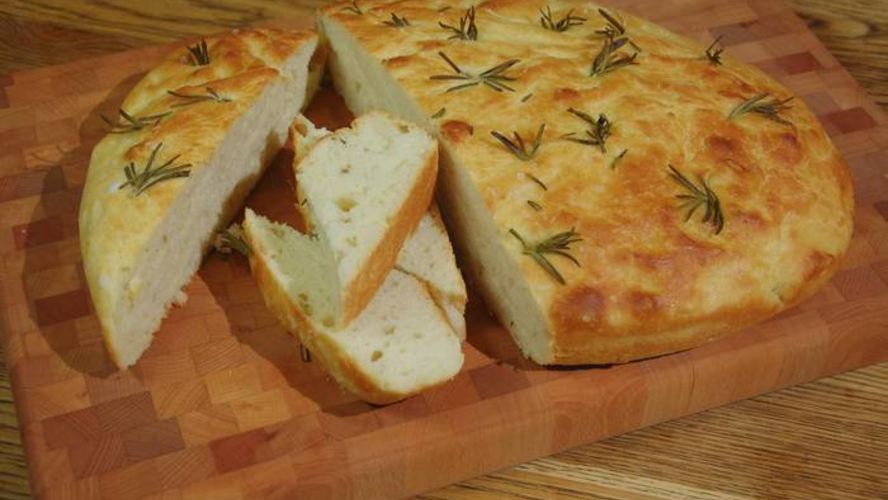 Рецепт фокаччи с медом и розмарином