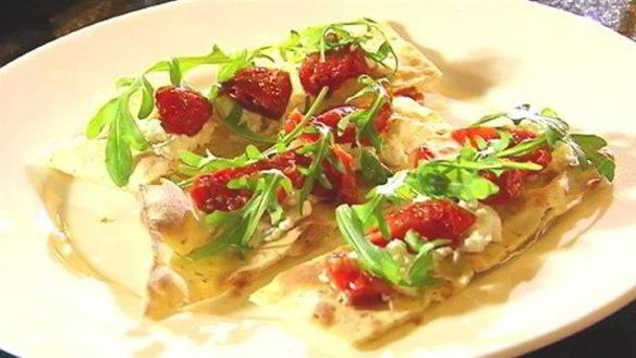 Рецепт Фокаччи с помидорами и рикоттой