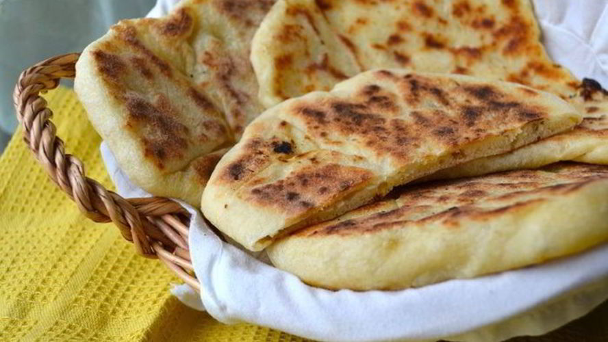 Рецепт индийских лепешек наан с сыром
