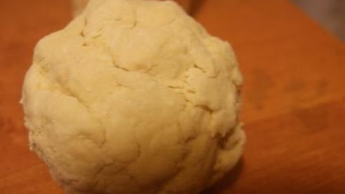 лепешки из творожного теста с помидором и моцареллой