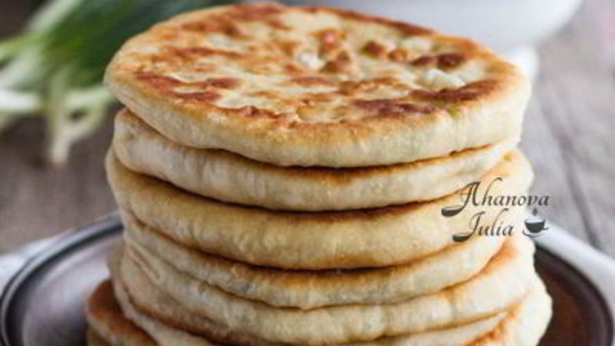 Рецепт лепешек с брынзой и не только