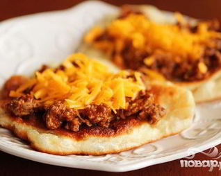Лепешки с говяжьим фаршем и сыром