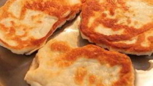 лепешки с говяжьим фаршем и сыром