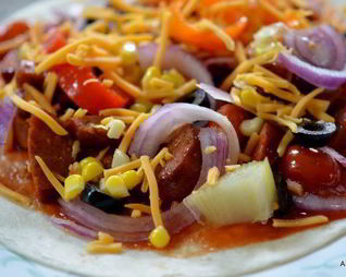 Лепешки с колбасой чоризо