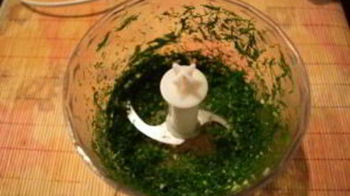 лепешки с зеленью на сковороде