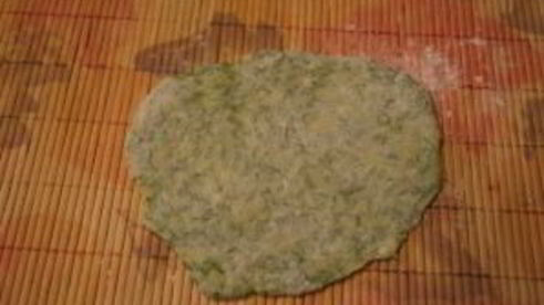 лепешки с зеленью на сковороде