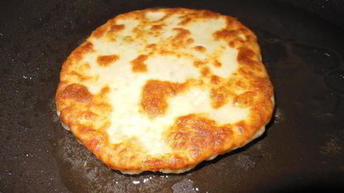 очень сырные лепешки