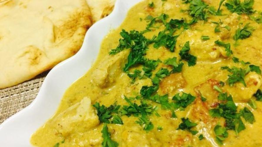 Рецепт орехового карри с куриной грудкой и лепешкой наан