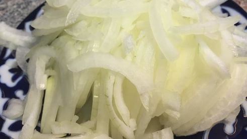 ореховое карри с куриной грудкой и лепешкой наан