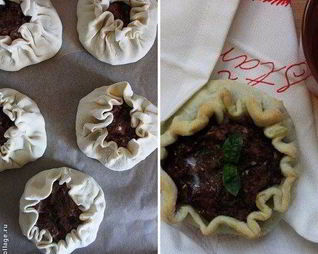 Слоеные лобиани с адыгейским сыром