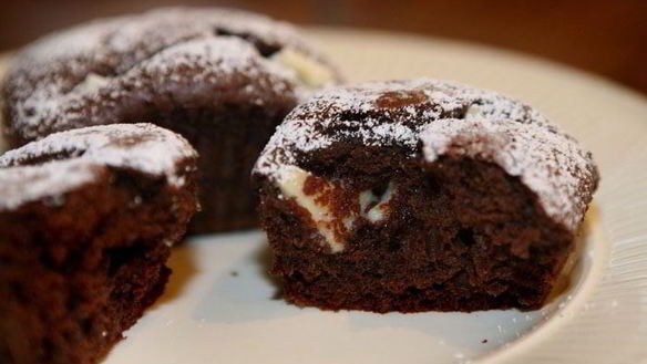 Рецепт Кофейных маффинов с черным и белым шоколадом