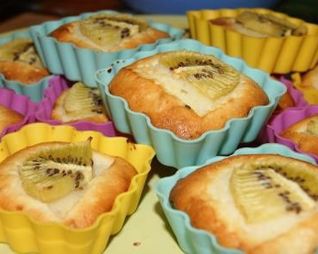 Лимонные маффины с киви