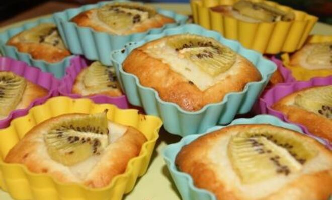 Лимонные маффины с киви