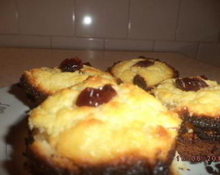 Маффины с белым шоколадом и творожной начинкой