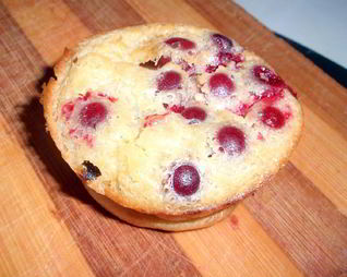 Маффины с брусникой