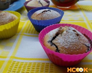 Маффины с черной смородиной