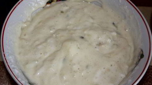 маффины с яблоком и изюмом с медово-ореховой глазурью