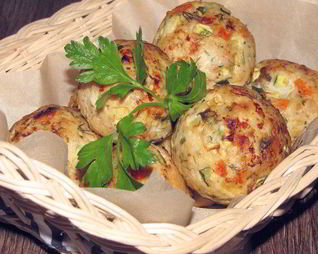 Мясные маффины с овощами