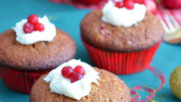 Рецепт Пряничных маффинов с брусникой