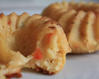 Пряные маффины с томатами, постные