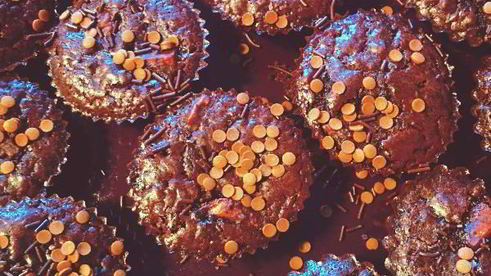 шоколадные маффины с апельсином и грецкими орехами