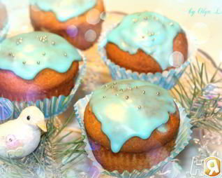 Сливочные маффины с лавандой и марципаном