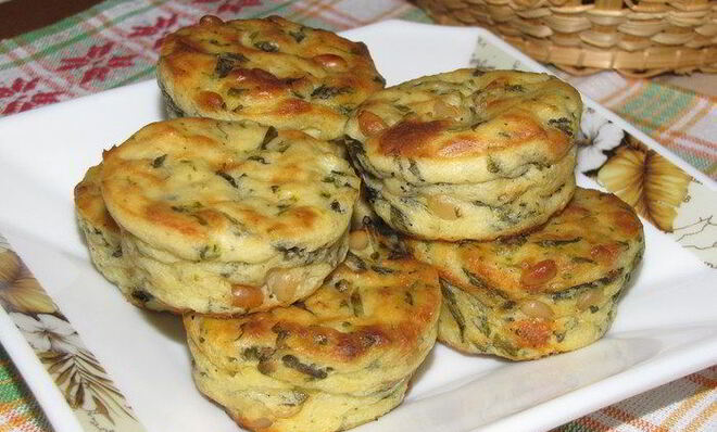 Творожные маффины с кедровыми орешками и шпинатом