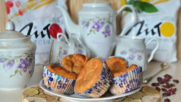 Рецепт Творожных маффинов с вяленой клюквой и отрубями