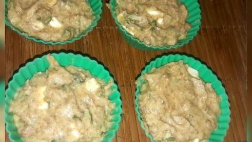 закусочные маффины с руколой и фетой