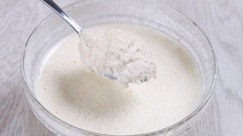 манник с черной смородиной