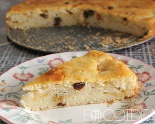 Манник с яблоками