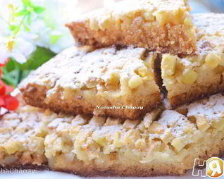 Манник с яблоком