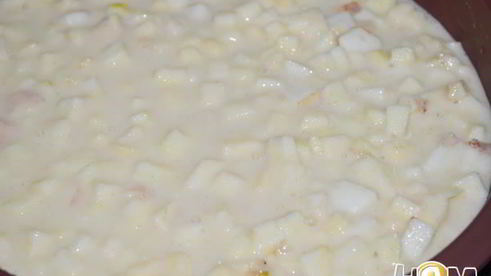 манник с яблоком