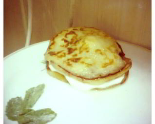 Домашние оладьи с яблоками и цельнозерновой мукой