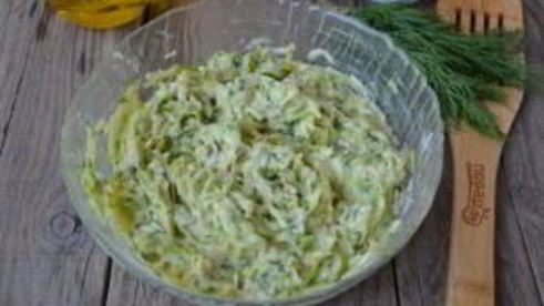 кабачковые оладьи с сыром и зеленью