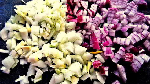 картофельные оладьи с колбасками