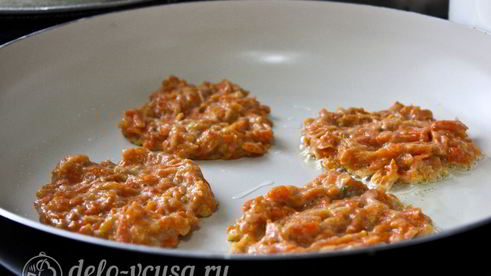 морковные оладьи